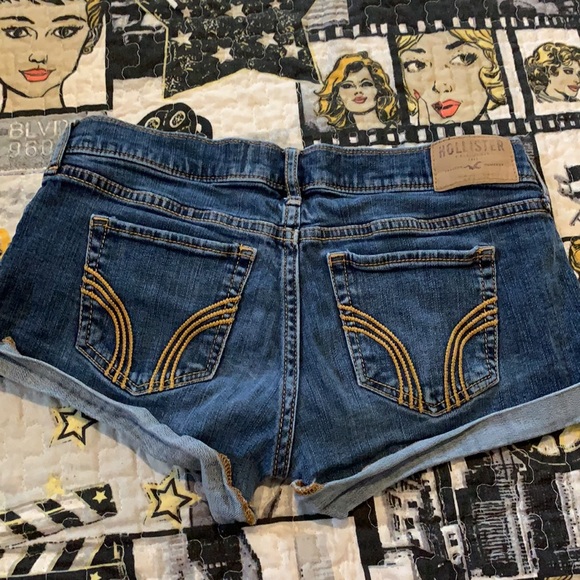 Hollister Jean shorts - Picture 3 of 3